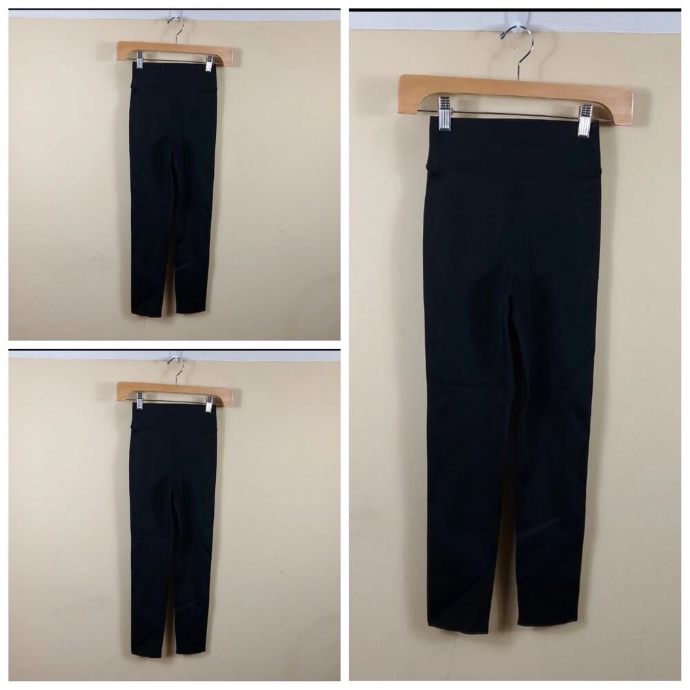 DLC Bundle of Three Frontline Capri Leggings with Perforation Details Size XS